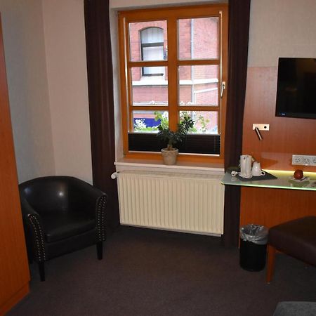 Hotel Neue Stuben Wolfsbourg Extérieur photo